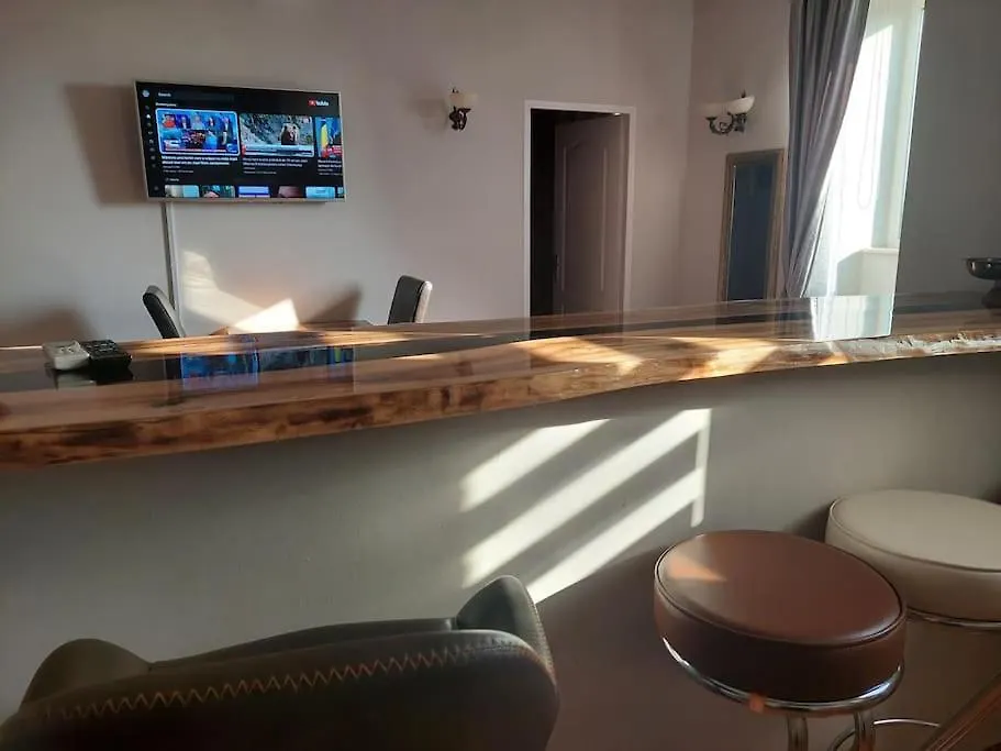 Cosy 1 Bed Flat Domenii, Herastrau, Elias, Veruvis Bucharest Apartment